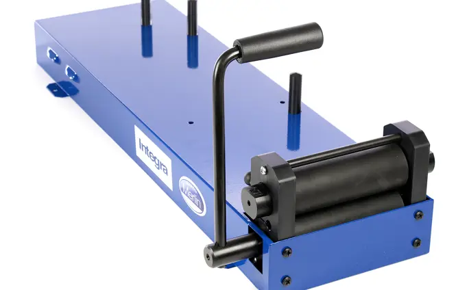 A standard number plate laminator